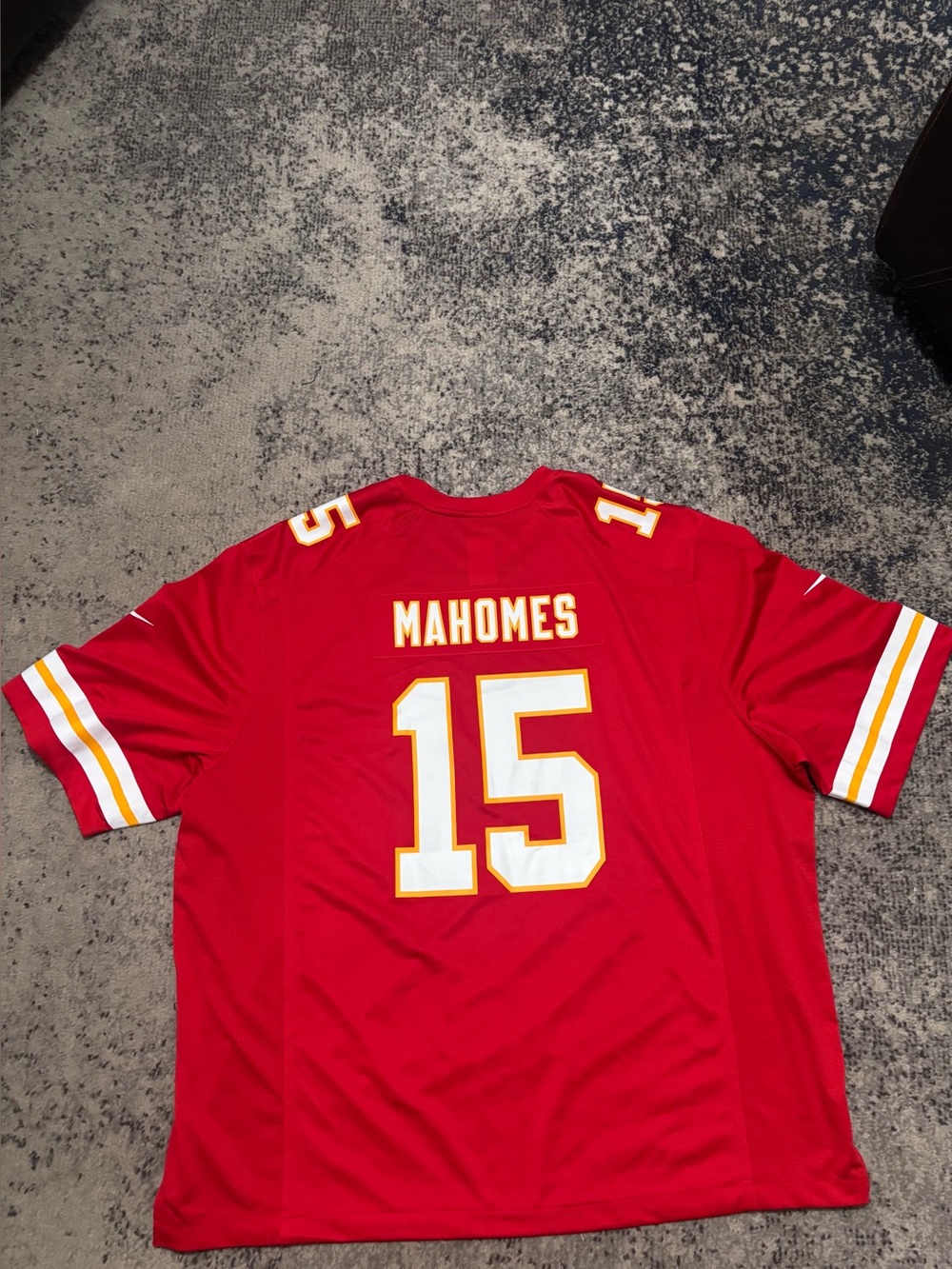 Official Nike Patrick Mahomes stitched #15 Jersey Football Chiefs 5XL KC - Picture 3 of 10